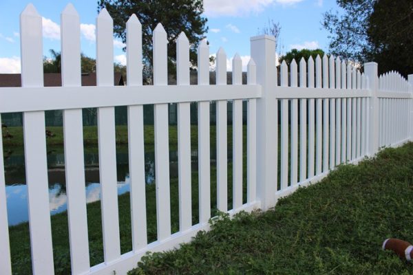 How Much Does Installing A Fence Cost In Polk County? - Fence Central